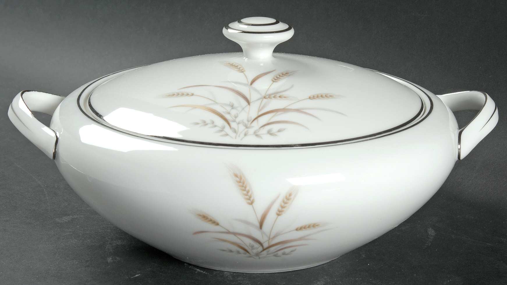 West Wind Round Covered Vegetable