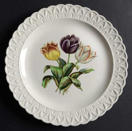 2-2371 Luncheon Plate