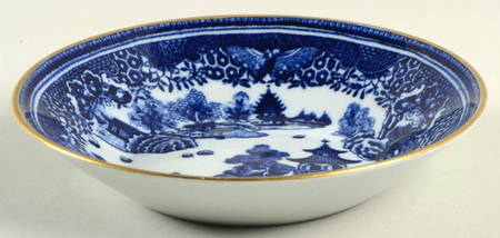Queen Charlotte (Scalloped, Gold Trim) Fruit/Dessert (Sauce) Bowl