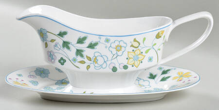 Afton Gravy Boat with Attached Underplate