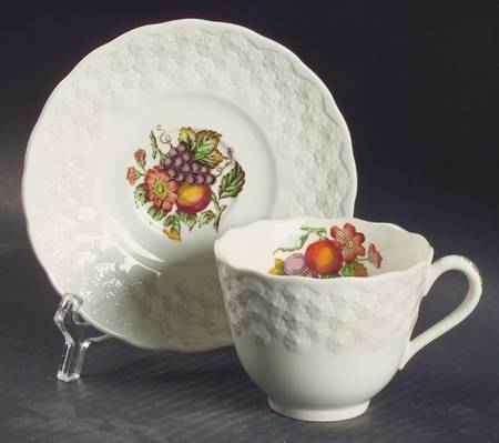 Alden Footed Cup & Saucer Set