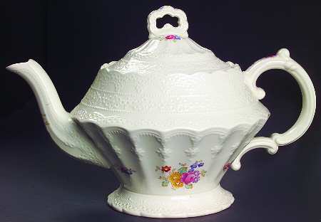 Ann Hathaway (Jewel) Teapot & Lid