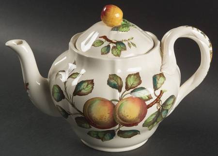 Apple Teapot & Lid