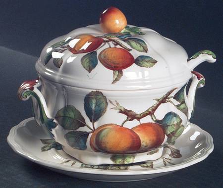 Apple Sauce Boat & Lid & Underplate & Ladle