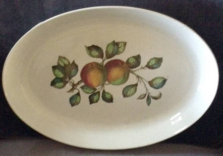 Apple 13" Oval Baker