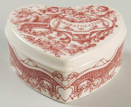 Archive Collection Cranberry Heart Shape Box & Lid