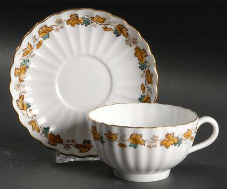 Ardsley Footed Cup & Saucer Set