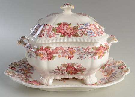 Aster Red (Gadroon) Small Tureen w/Lid & Underplate