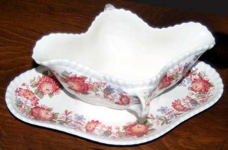 Aster Red (Gadroon) Gravy Boat with Attached Underplate