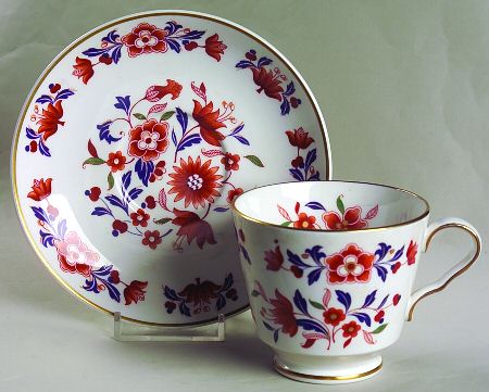 Baroda Footed Cup & Saucer Set