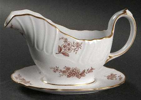Berkshire Gravy Boat with Attached Underplate