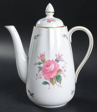 Billingsley Rose Spray Coffee Pot & Lid
