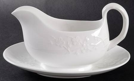 Blanche De Chine (All White) Gravy Boat with Attached Underplate