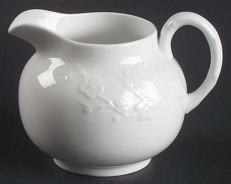 Blanche De Chine (All White) Creamer