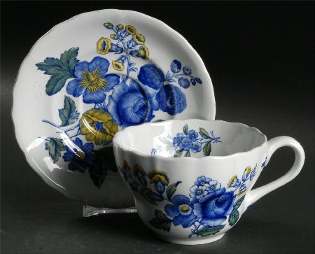 Blue Flowers Oversized Cup & Saucer Set