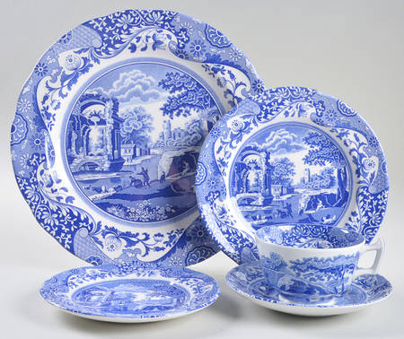 Blue Italian 40 Piece Estate Set
