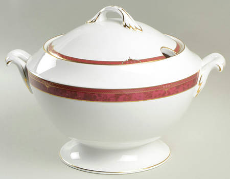Bordeaux Tureen &  Lid