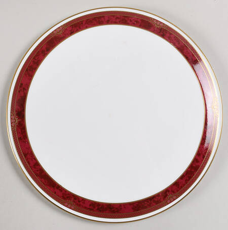 Bordeaux Cake Plate