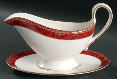 Bordeaux Gravy Boat & Underplate