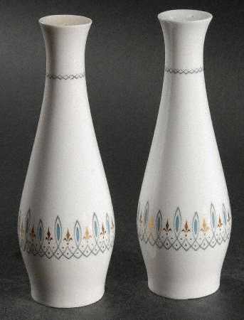 Brussels Salt & Pepper Set