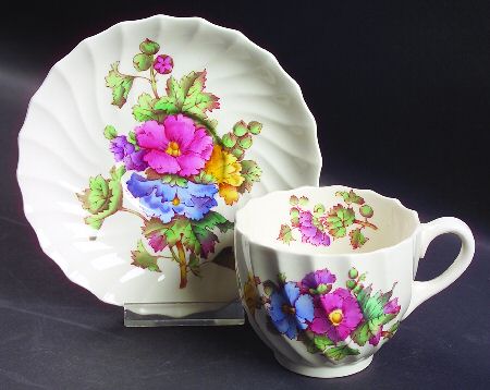 Butchart Flat Cup & Saucer Set