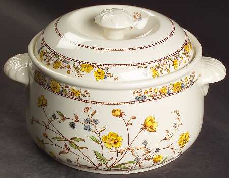 Buttercup (Newer Backstamp) 2 Qt Round Covered Casserole