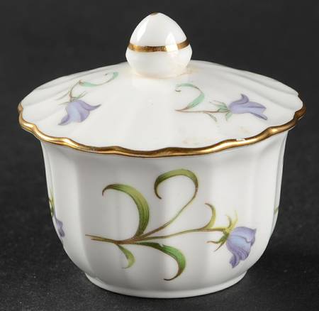 Campanula Pill Box