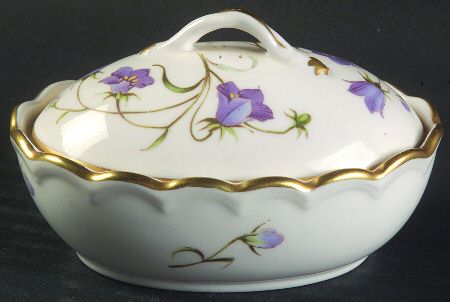 Campanula Oval Box & Lid