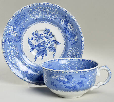 Camilla Blue (Earthenware, Scalloped) Oversized Cup & Saucer Set