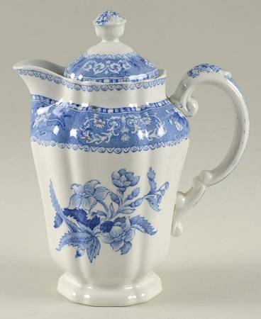 Camilla Blue (Earthenware, Scalloped) Large Syrup with Lid