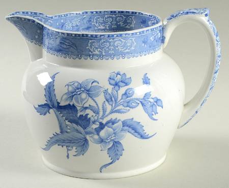 Camilla Blue (Earthenware, Scalloped) 40 Oz Jug