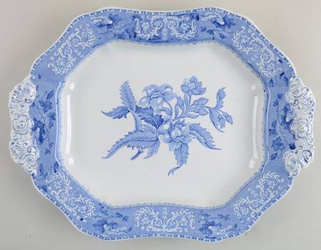 Camilla Blue (Earthenware, Scalloped) Underplate for Tureen