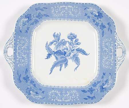 Camilla Blue (Earthenware, Scalloped) Square Handled Cake Plate