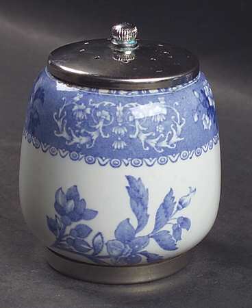 Camilla Blue (Earthenware, Scalloped) Salt Mill