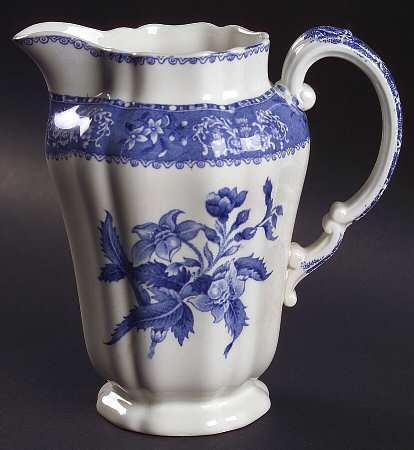Camilla Blue (Earthenware, Scalloped) 24 Oz Jug