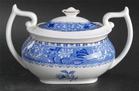 Camilla Blue (Bone, Smooth) Sugar Bowl & Lid