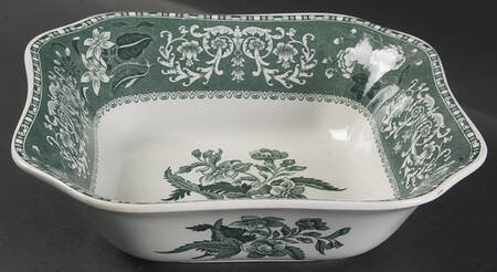 Green Camilla (Scallop, New Black Stamp) 9" Square Vegetable Bowl