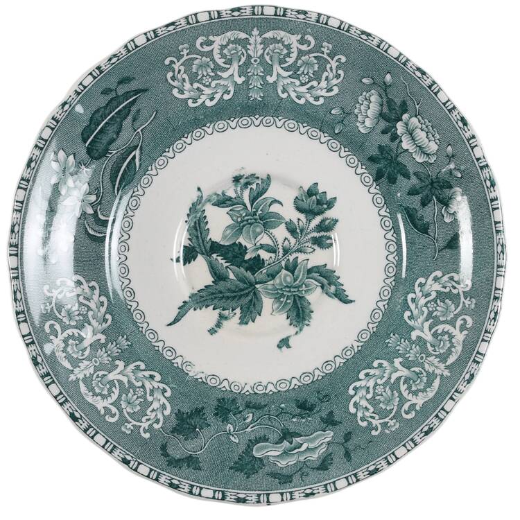 Camilla Light Green (Earthenware, Scallop) Saucer for Oversized Cup