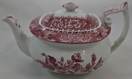 Camilla Red (Earthenware) Mini Teapot & Lid