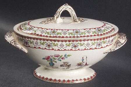 Canton (Smooth) Sauce Boat & Lid