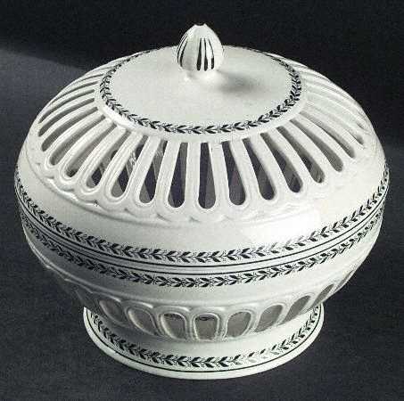 Chaplet (Black Trim) Round Pierced Bowl with Lid
