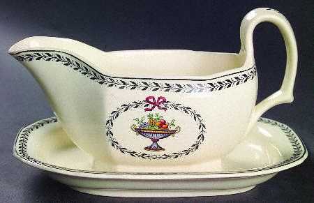 Chaplet (Black Trim) Gravy Boat with Attached Underplate