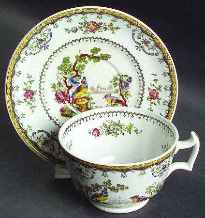 Chelsea Footed Cup & Saucer Set