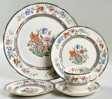 Chinese Rose 40  Piece Estate Set