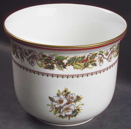Christmas Rose 6" Cachepot