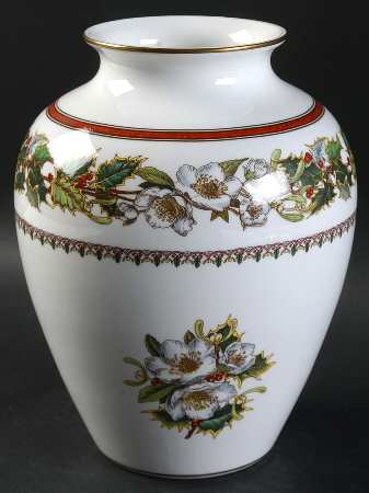 Christmas Rose 7" Vase