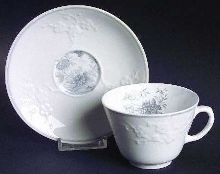 Chinese Spring Footed Cup & Saucer Set