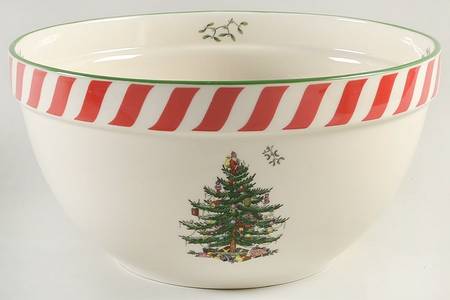 Christmas Tree 9" Nesting Bowl