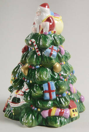 Christmas Tree Figural Pepper Shaker