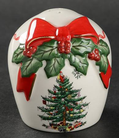 Christmas Tree Pepper Shaker
